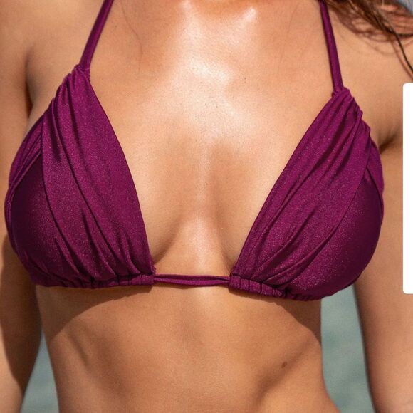 NWT BERLOOK burgundy ruched bikini top Size Small - Picture 2 of 7